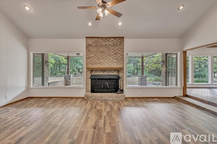 4075 Saint Croix Drive 3 Beds Single Family Home for Rent - Photo Gallery 8