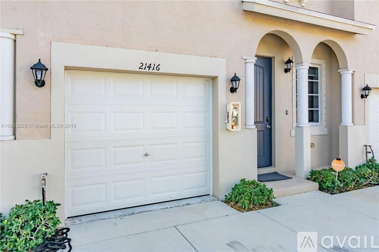 21416 NW 13th Pl 3 Beds Townhouse for Rent - Photo Gallery 3