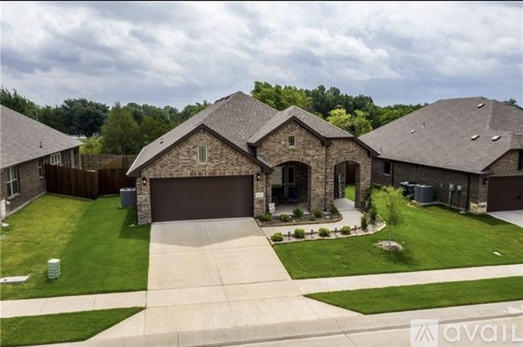 652 Cottage Place 3 Beds Single Family Home for Rent - Photo Gallery 1