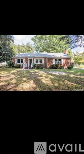 209 Long Circle 3 Beds Single Family Home for Rent - Photo Gallery 6