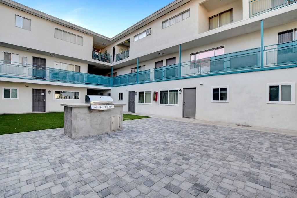 2635 Karen Ct Studio-2 Beds Conventional, Conventional, Conventional, Conventional, Conventional, Conventional for Rent - Photo Gallery 2