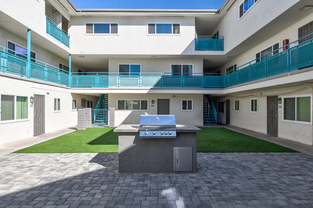 2635 Karen Ct Studio-2 Beds Conventional, Conventional, Conventional, Conventional, Conventional, Conventional for Rent - Photo Gallery 13