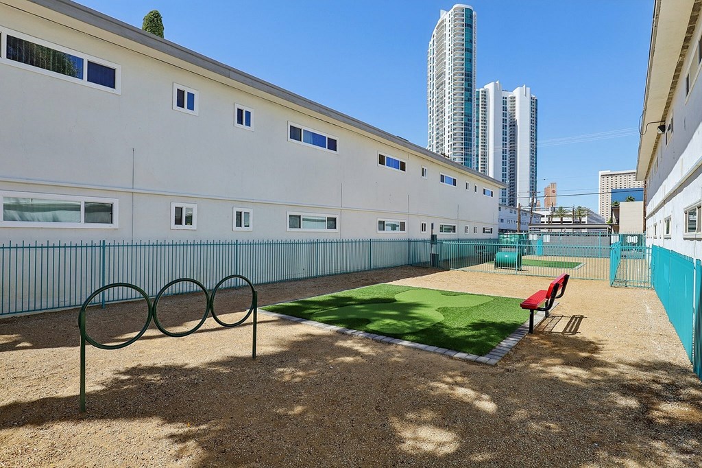 2635 Karen Ct Studio-2 Beds Conventional, Conventional, Conventional, Conventional, Conventional, Conventional for Rent - Photo Gallery 21