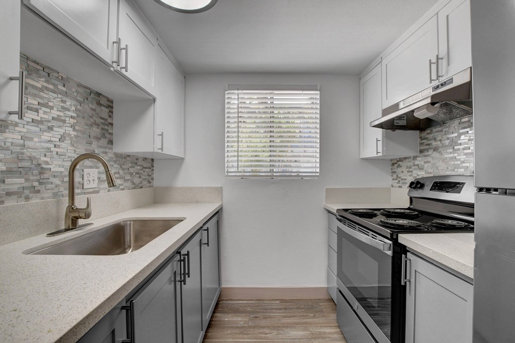 2635 Karen Ct Studio-2 Beds Conventional, Conventional, Conventional, Conventional, Conventional, Conventional for Rent - Photo Gallery 31