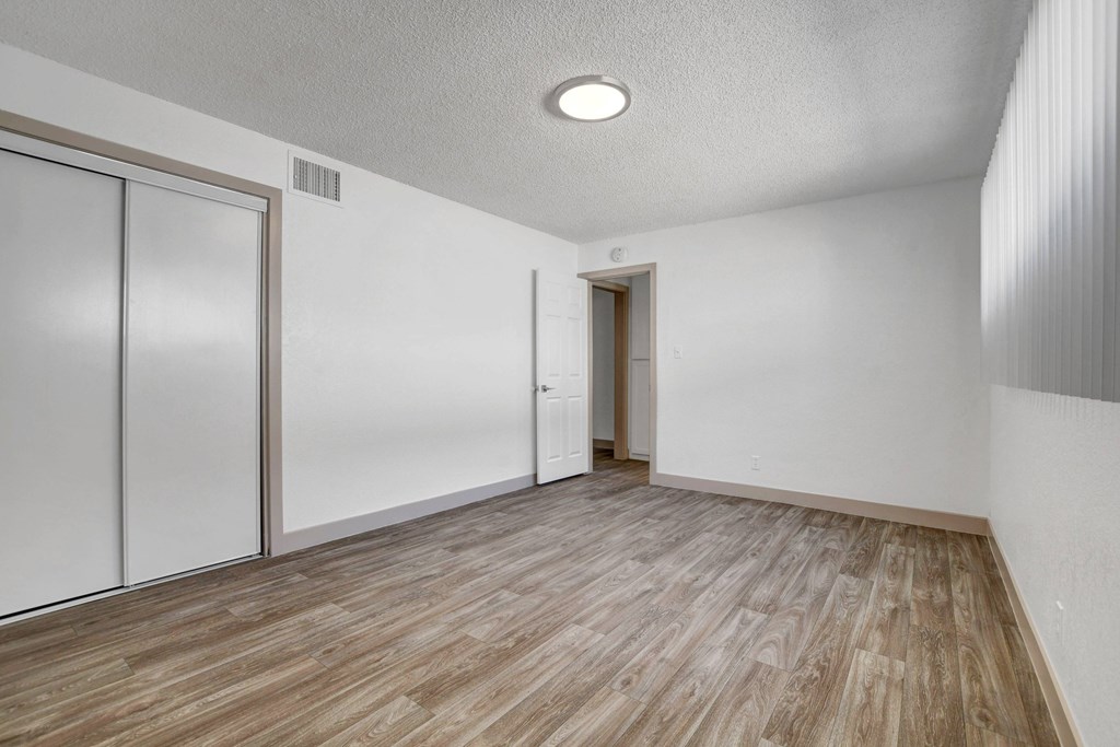 2635 Karen Ct Studio-2 Beds Conventional, Conventional, Conventional, Conventional, Conventional, Conventional for Rent - Photo Gallery 33