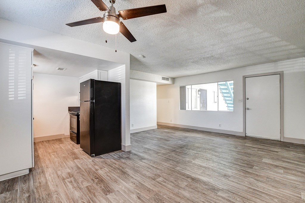 2635 Karen Ct Studio-2 Beds Conventional, Conventional, Conventional, Conventional, Conventional, Conventional for Rent - Photo Gallery 37