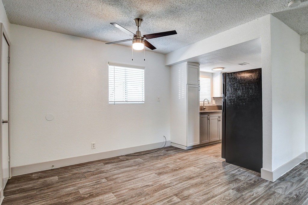 2635 Karen Ct Studio-2 Beds Conventional, Conventional, Conventional, Conventional, Conventional, Conventional for Rent - Photo Gallery 38