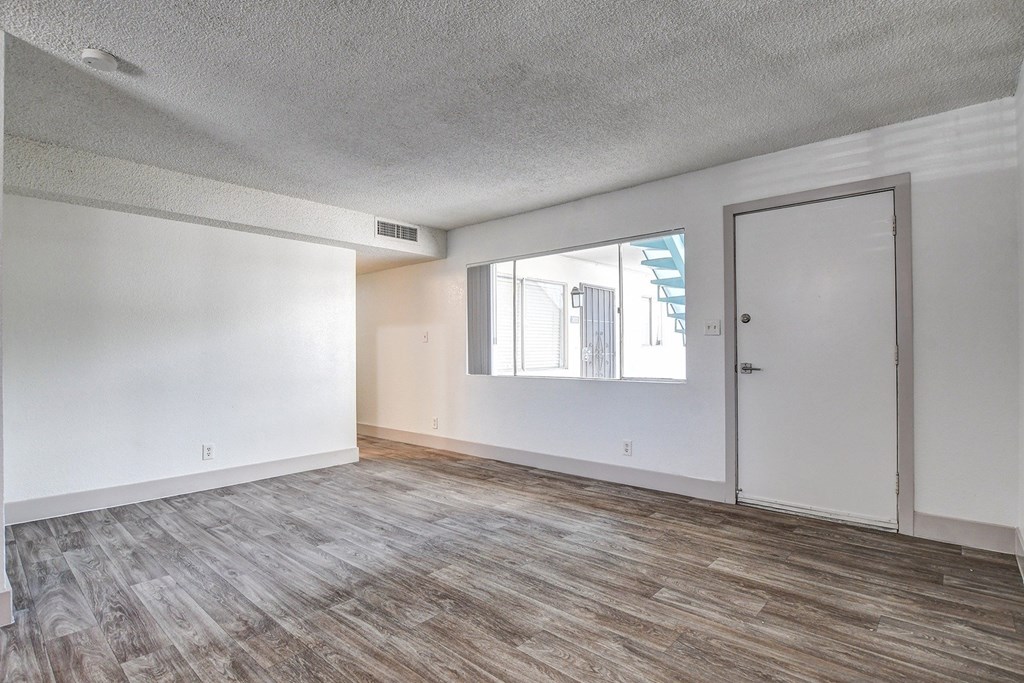 2635 Karen Ct Studio-2 Beds Conventional, Conventional, Conventional, Conventional, Conventional, Conventional for Rent - Photo Gallery 42