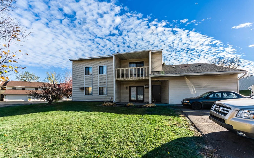 RL Townhomes (Sylvan) 1-3 Beds Apartment for Rent - Photo Gallery 1