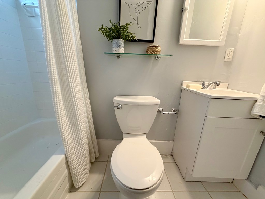 2707 Cleveland Blvd 3 Beds House for Rent - Photo Gallery 3