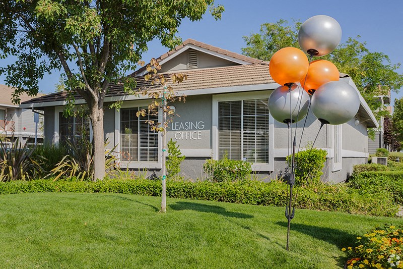 Leasing Office | Seville at Mace Ranch in Davis CA