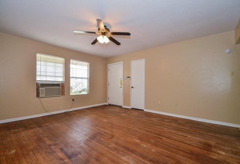 5515 Flamingo 3 Beds Apartment for Rent