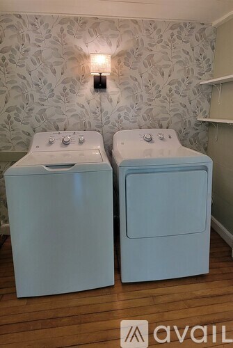 45 Elm Street 1 Bed Townhouse for Rent - Photo Gallery 6