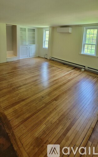 45 Elm Street 1 Bed Townhouse for Rent - Photo Gallery 8