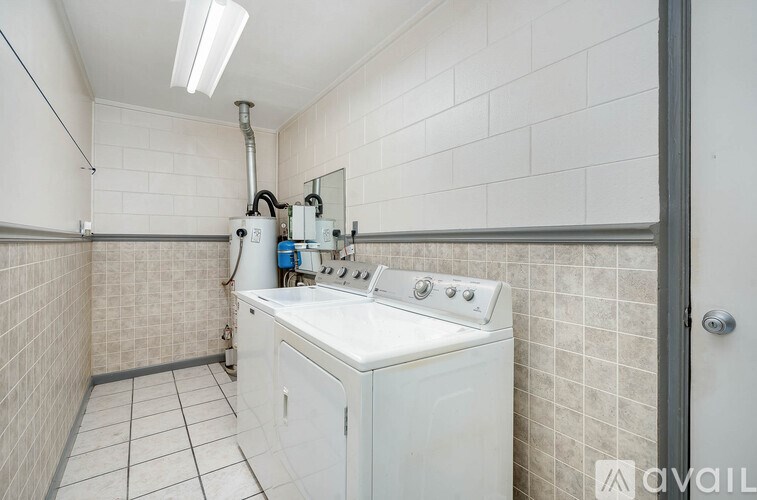 2908 Ivy St 3 Beds Single Family Home for Rent - Photo Gallery 17