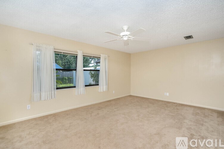 2908 Ivy St 3 Beds Single Family Home for Rent - Photo Gallery 8