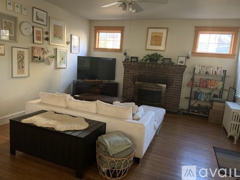 6604 1st Street Northwest 2 Beds Apartment for Rent - Photo Gallery 4