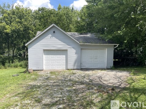 702 W Joliet St 2 Beds Single Family Home for Rent - Photo Gallery 13