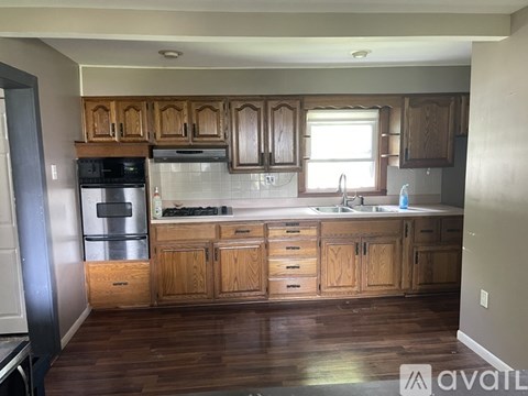 702 W Joliet St 2 Beds Single Family Home for Rent - Photo Gallery 4