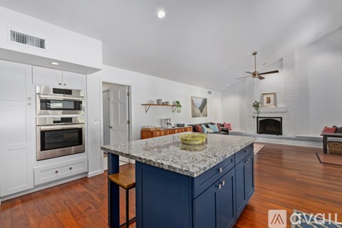 1948 East Jeanine Drive 4 Beds Single Family Home for Rent - Photo Gallery 17