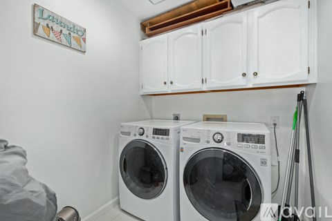 1948 East Jeanine Drive 4 Beds Single Family Home for Rent - Photo Gallery 21