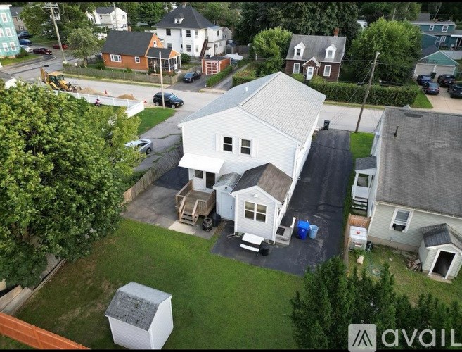 784 Dix Street 2 Beds Apartment for Rent - Photo Gallery 15