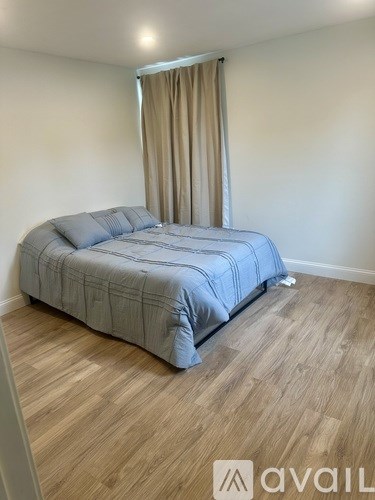 784 Dix Street 2 Beds Apartment for Rent - Photo Gallery 3