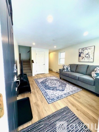 784 Dix Street 2 Beds Apartment for Rent - Photo Gallery 7