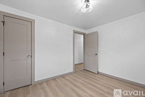 7600 Rustic Ln 2 Beds Single Family Home for Rent - Photo Gallery 17