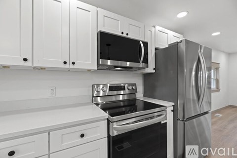 7600 Rustic Ln 2 Beds Single Family Home for Rent - Photo Gallery 4