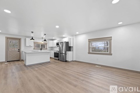 7600 Rustic Ln 2 Beds Single Family Home for Rent - Photo Gallery 7