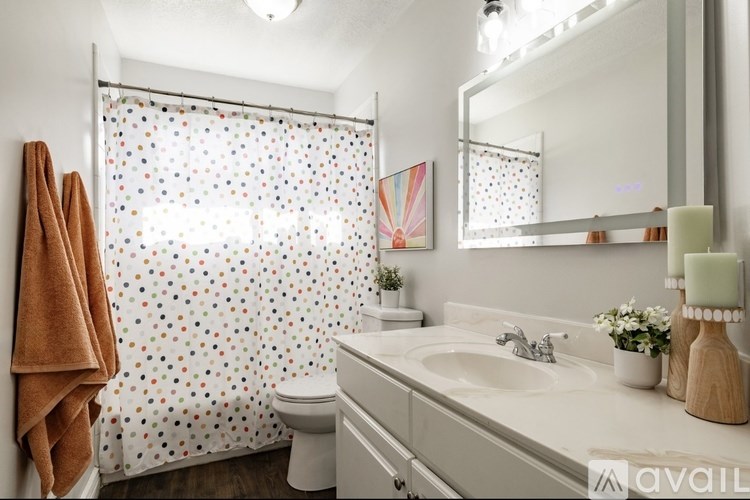 7544 South 2020 East 4 Beds Single Family Home for Rent - Photo Gallery 17