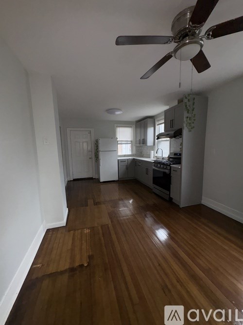 720 Charles Street 3 Beds Apartment for Rent - Photo Gallery 2