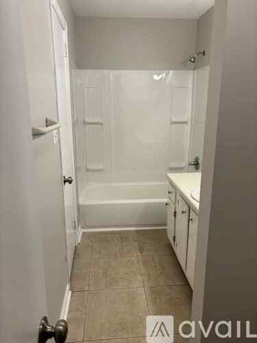 405 Skyview Dr 2 Beds Condo for Rent - Photo Gallery 16