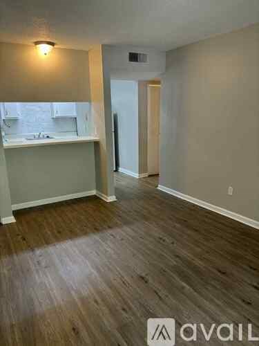 405 Skyview Dr 2 Beds Condo for Rent - Photo Gallery 8