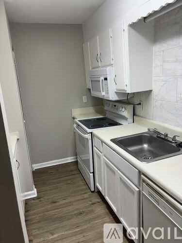 405 Skyview Dr 2 Beds Condo for Rent - Photo Gallery 10