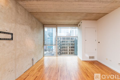 630 N Franklin St 1 Bed Apartment for Rent