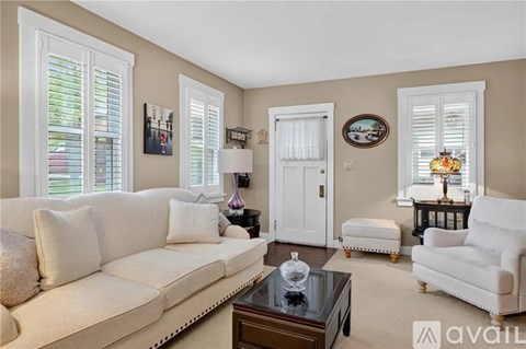 Beech Ave 1 Bed Apartment for Rent - Photo Gallery 2