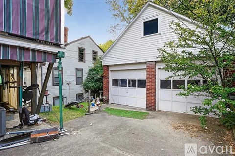 Beech Ave 1 Bed Apartment for Rent - Photo Gallery 18