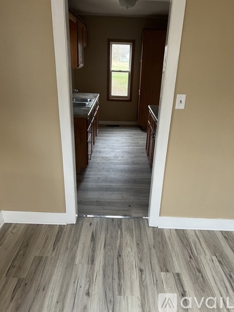 604 E Oak St 2 Beds Single Family Home for Rent - Photo Gallery 11