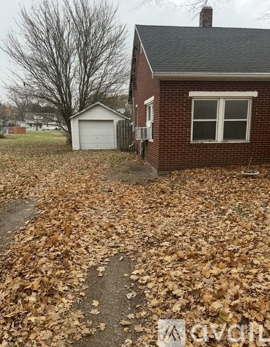 604 E Oak St 2 Beds Single Family Home for Rent - Photo Gallery 3