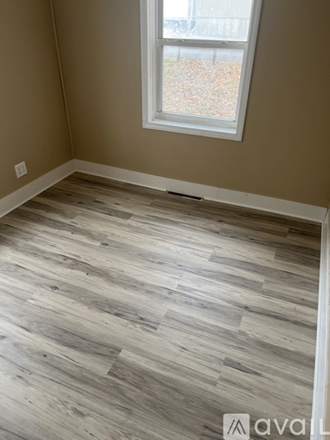 604 E Oak St 2 Beds Single Family Home for Rent - Photo Gallery 5