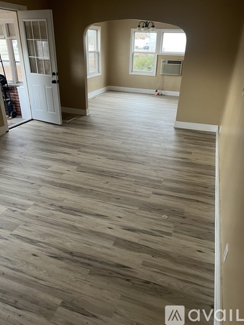 604 E Oak St 2 Beds Single Family Home for Rent - Photo Gallery 8