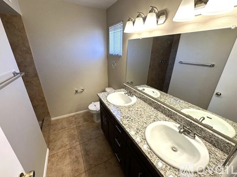 2181 E Concorda Dr 3 Beds Single Family Home for Rent - Photo Gallery 9