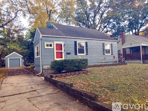 8217 Belleview Ave 2 Beds Apartment for Rent