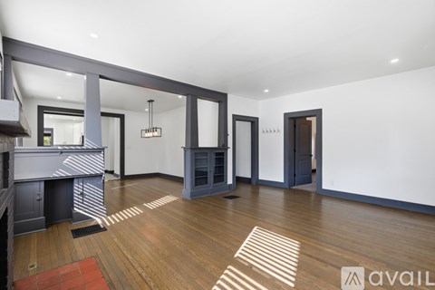 3227 E. 5th Avenue 3 Beds Single Family Home for Rent - Photo Gallery 6