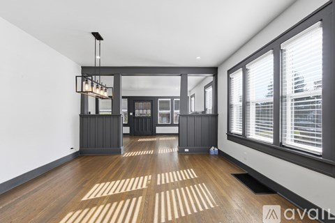 3227 E. 5th Avenue 3 Beds Single Family Home for Rent - Photo Gallery 8