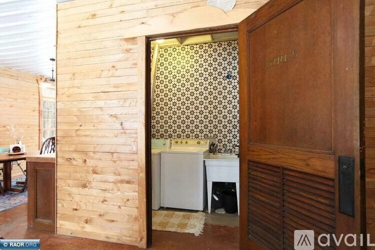 9374 Alango Road 2 Beds Single Family Home for Rent - Photo Gallery 8