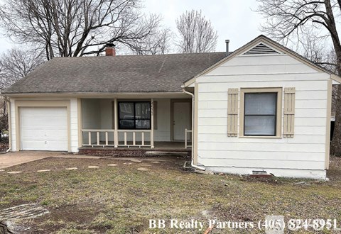 4533 E 5Th Pl 2 Beds Apartment for Rent