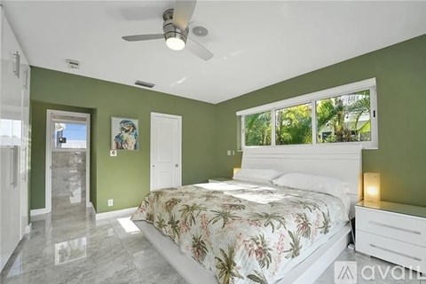 2830 Northeast 55th Street 3 Beds Single Family Home for Rent - Photo Gallery 47